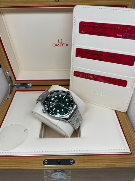 Seamaster Diver 300 M "Green"